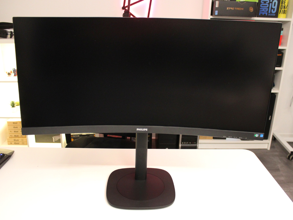 Philips 3000 Series 34B2U3600C ‒ Vorderseite.